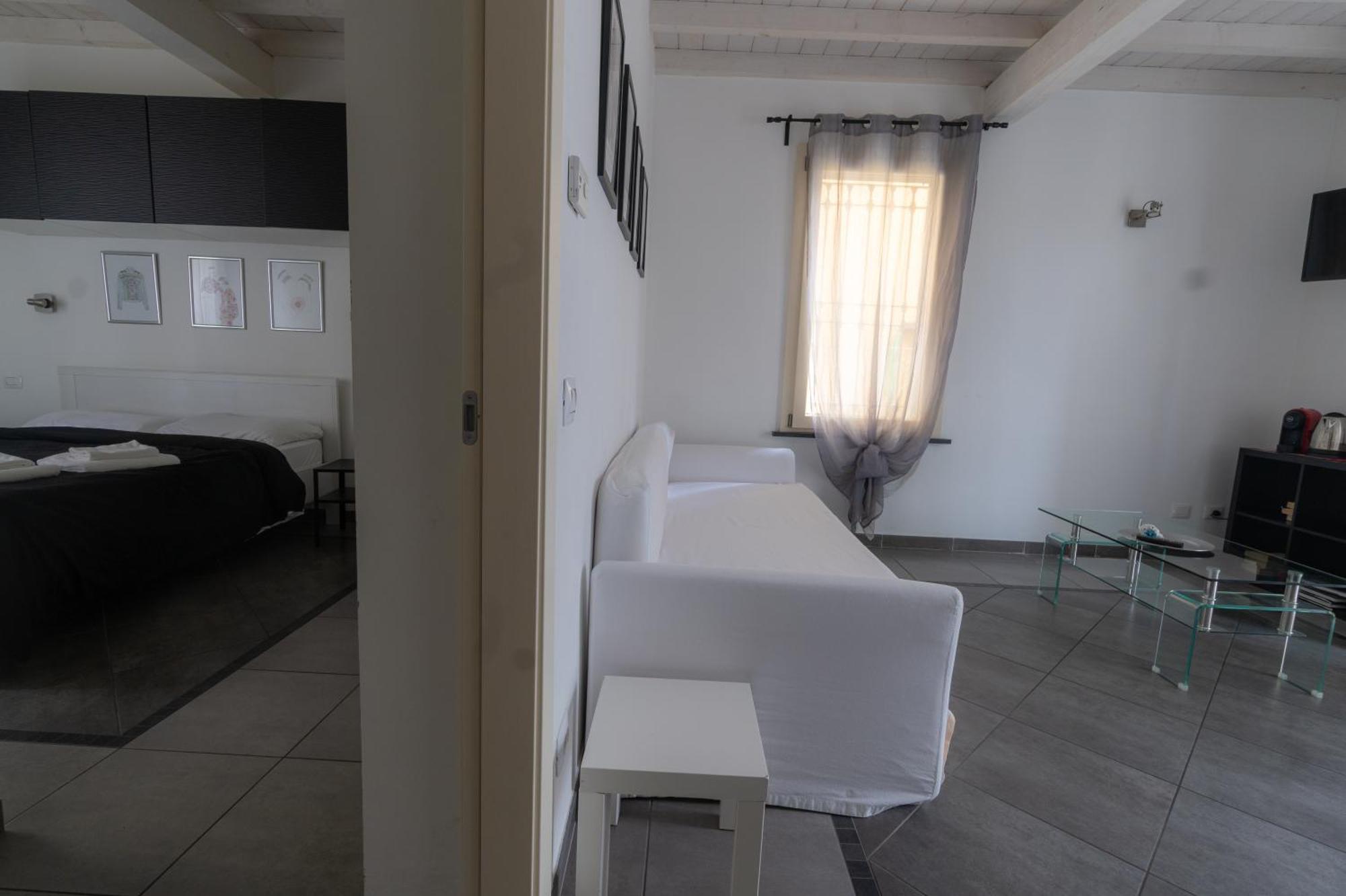 Residence Ki House Parma Buitenkant foto